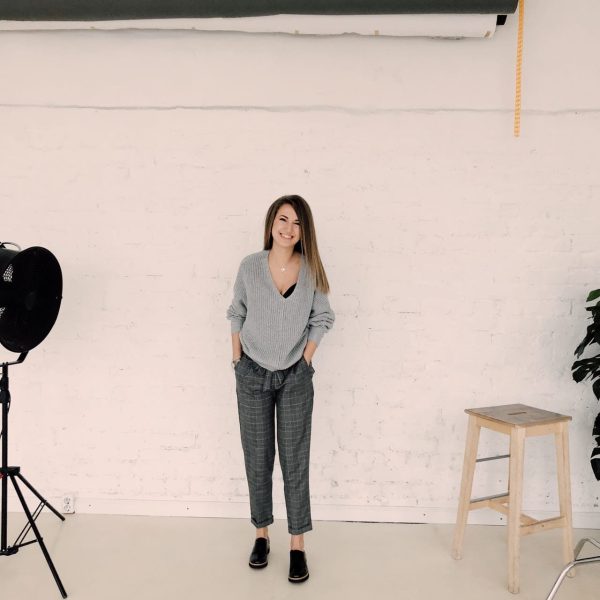 photo-of-woman-wearing-gray-sweater-1029810.jpg